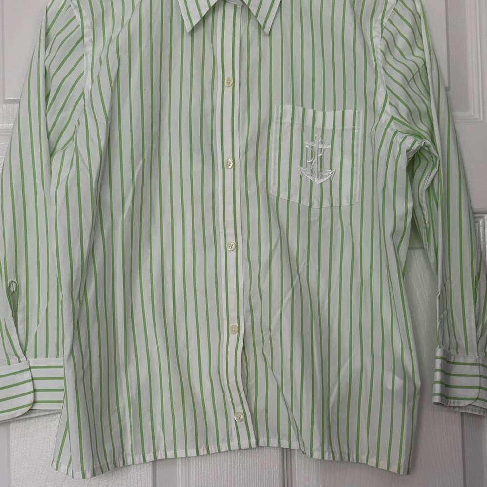 Ralph Lauren Green and White Striped Button Down Shirt Size Medium - Picture 5 of 9